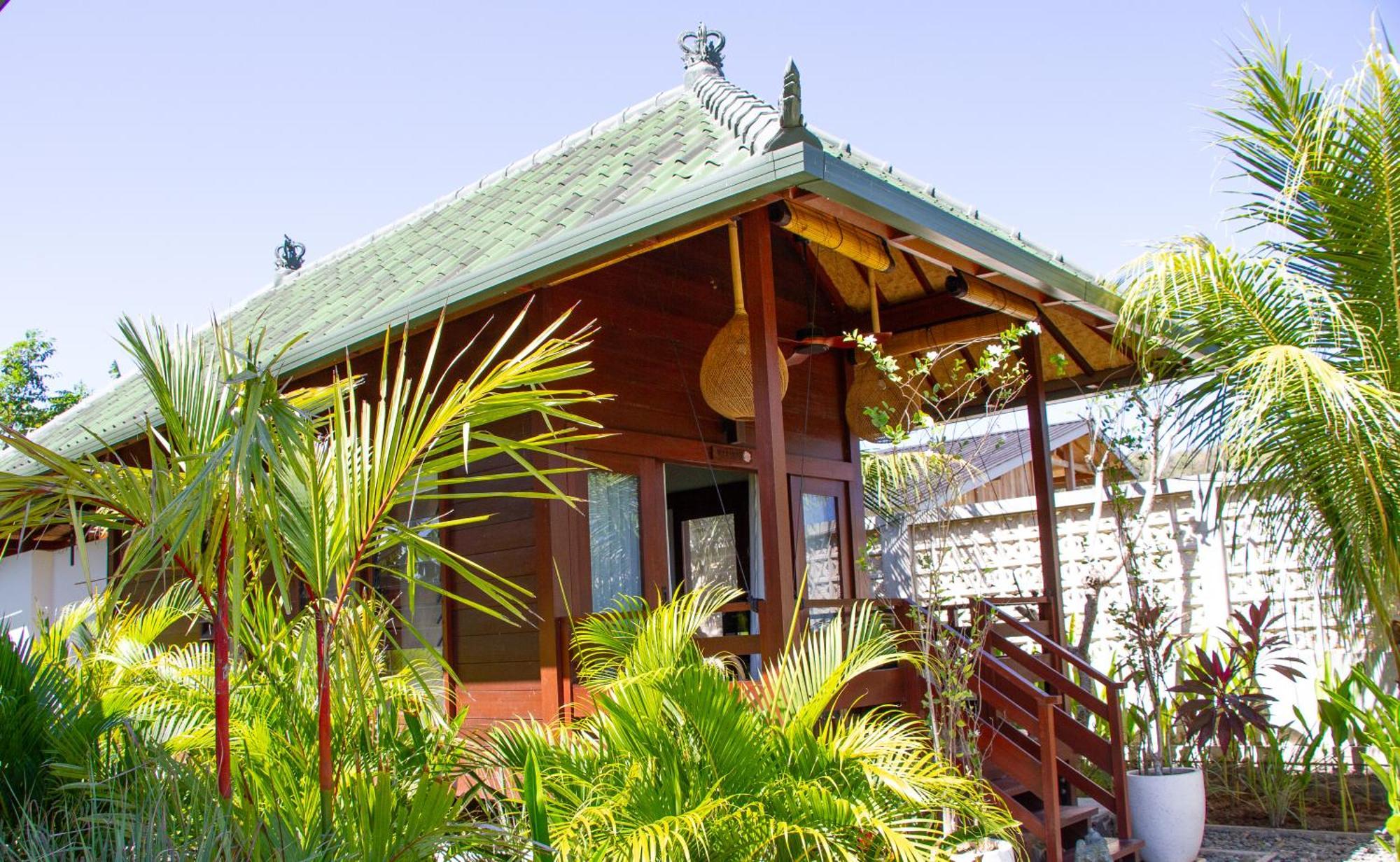 Kura Kura House Hotel Sekongkang Eksteriør billede