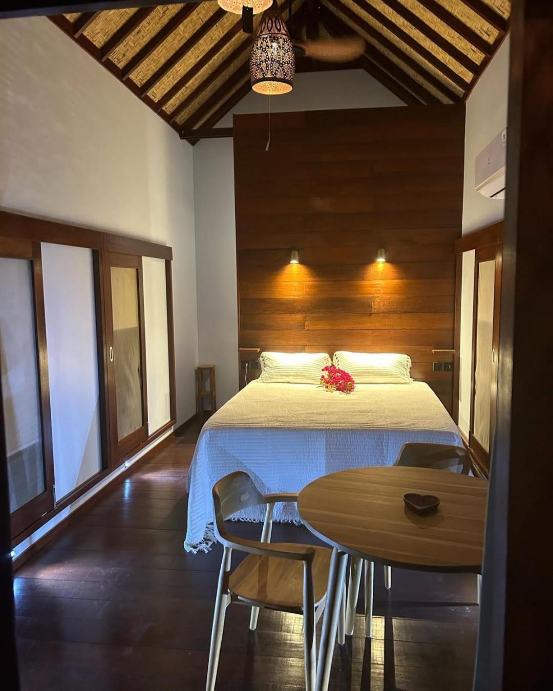 Kura Kura House Hotel Sekongkang Eksteriør billede