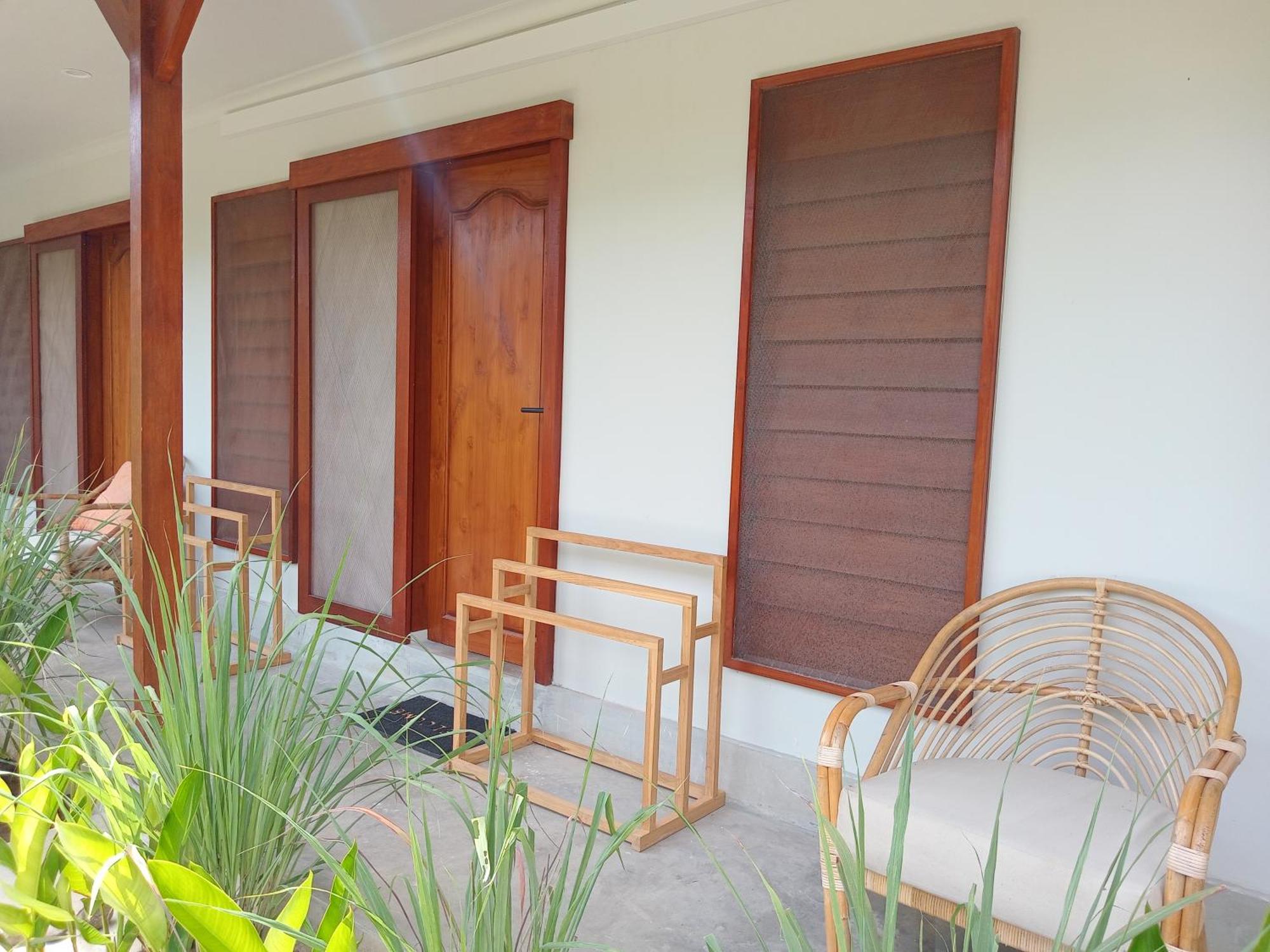 Kura Kura House Hotel Sekongkang Eksteriør billede