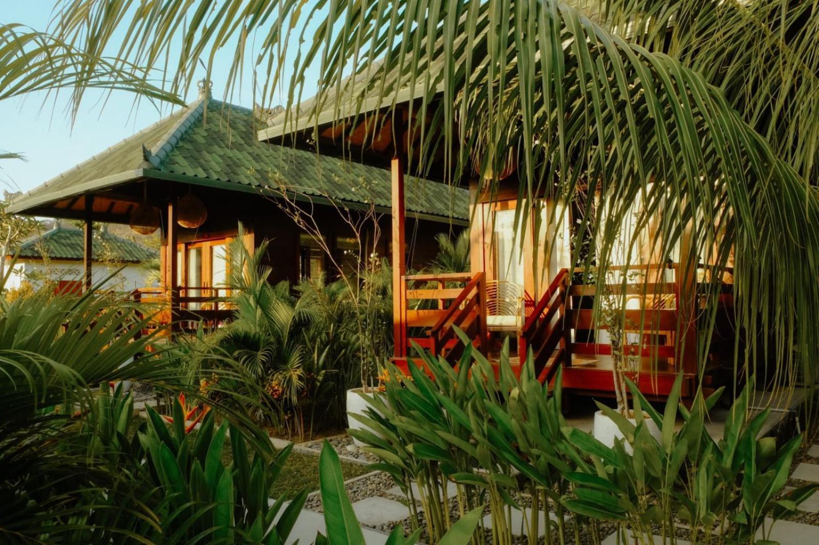 Kura Kura House Hotel Sekongkang Eksteriør billede